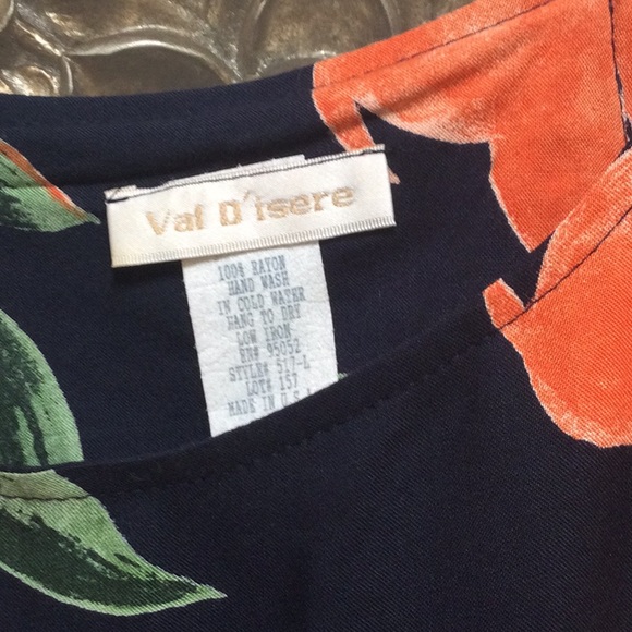 🎉Host Pick 🎉Beautiful  Navy with Orange Flowers Sheath Sz M - Picture 3 of 5